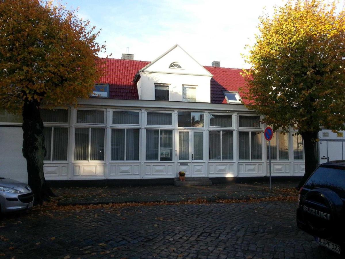 Ferienwohnungen Mit Stil Rostock Ngoại thất bức ảnh